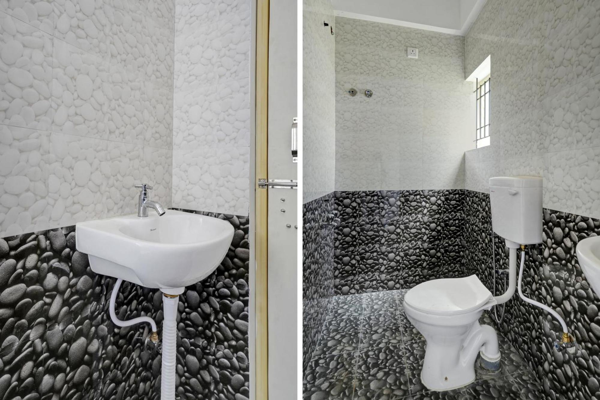 העיר בנגלור Oyo Hotel Bungalow Inn Lodging & Boarding מראה חיצוני תמונה